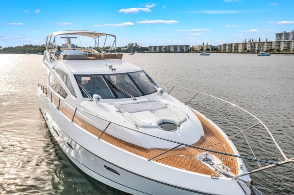 sunseeker-70ft-manhattan-lavish