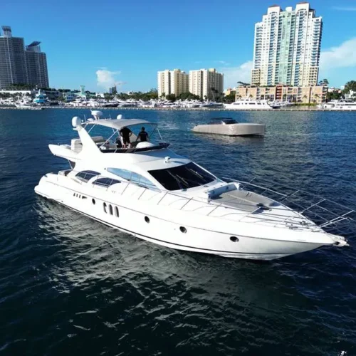 andiamo-new-enjoy-miami-yacht-rental