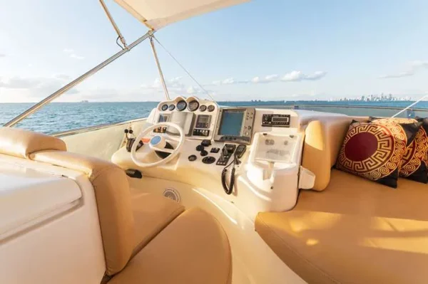 azimut-50-odisea-enjoy-miami-yacht-rental