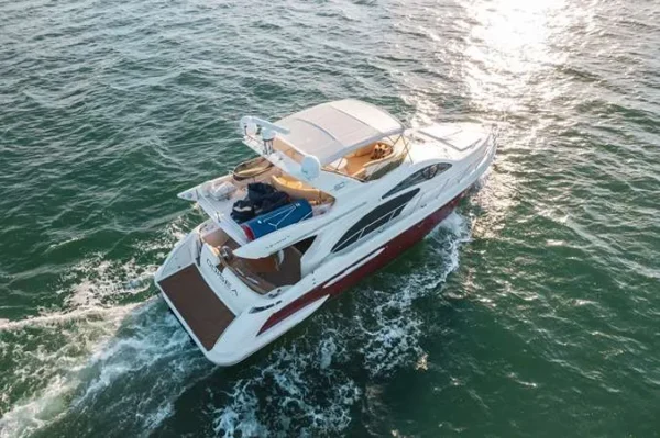 azimut-50-odisea-enjoy-miami-yacht-rental