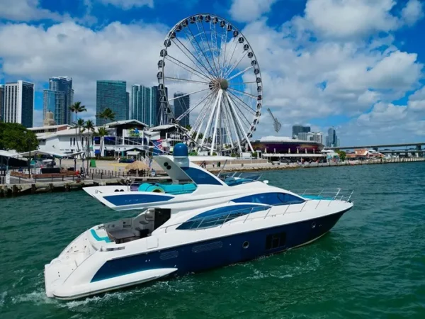 azimut-60-tito-enjoy-miami-yacht-rental-3