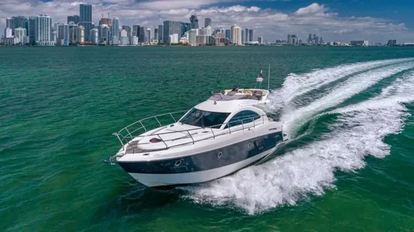 beneteau-52-ark-enjoy-miami-yacht-rental