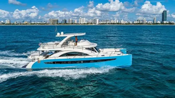 catamaran-62ft-magic-star-enjoy-miami-yacht-rental