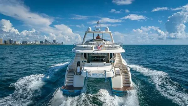 catamaran-62ft-magic-star-enjoy-miami-yacht-rental