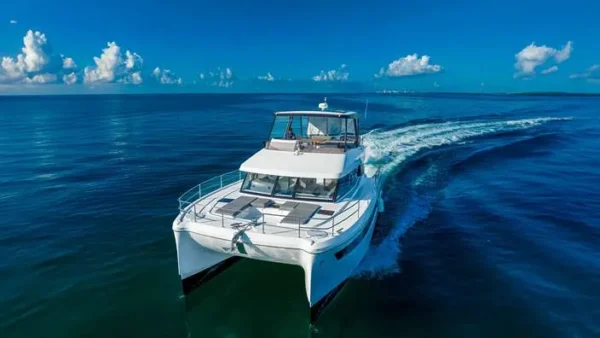 fountaine-pajot-50-enjoy-miami-yacht-rental