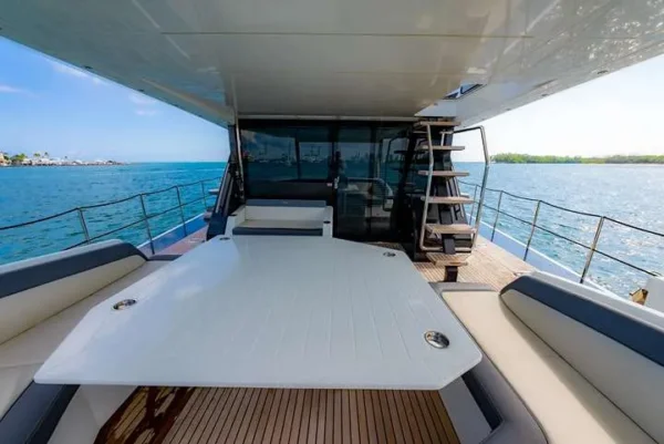 galeon-70-our-next-chapter-enjoy-miami-yacht-rental