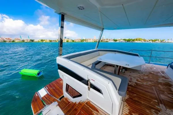 galeon-70-our-next-chapter-enjoy-miami-yacht-rental