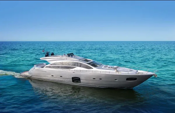 pershing-82-milagros-enjoy-miami-yacht-rental