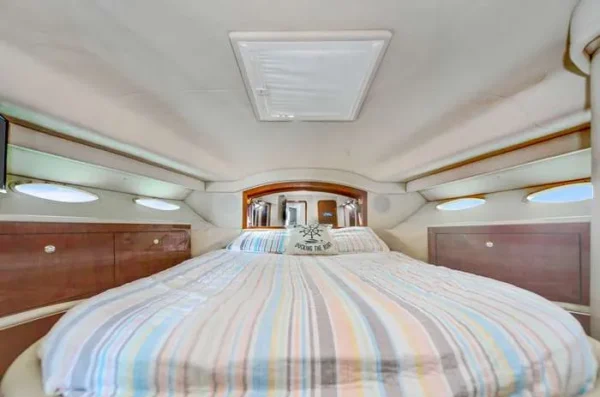 sea-ray-44-sea-senora-enjoy-miami-yacht-rental