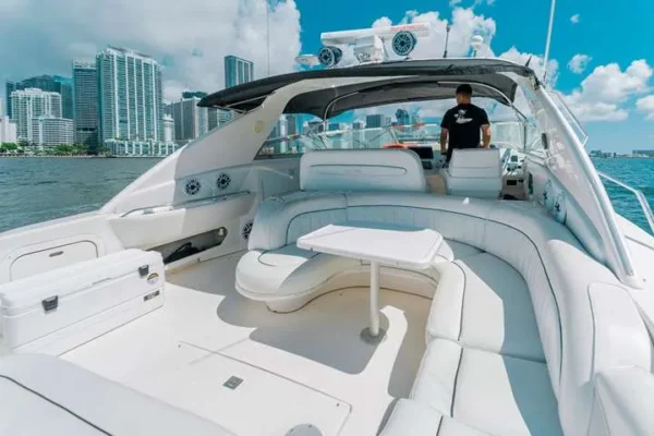 sea-ray-50-vice-iii-enjoy-miami-yacht-rental