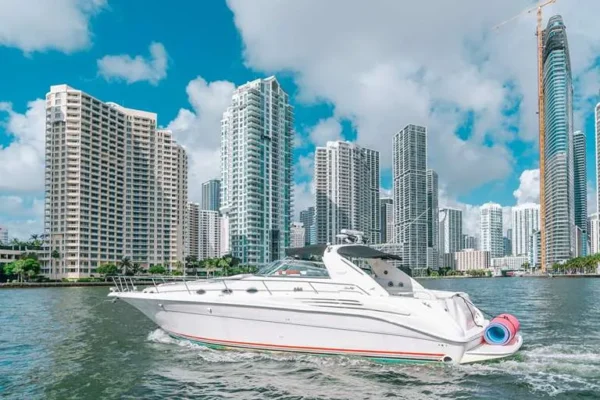 sea-ray-50-vice-iii-enjoy-miami-yacht-rental