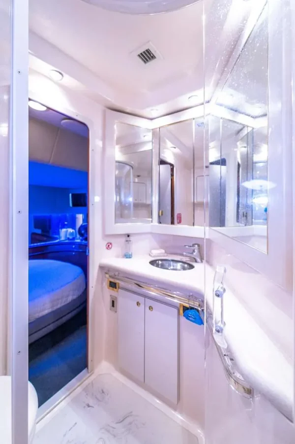 sea-ray-60-vice-iv-enjoy-miami-yacht-rental