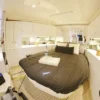 van-dutch-55-hostage-enjoy-miami-yacht-rental