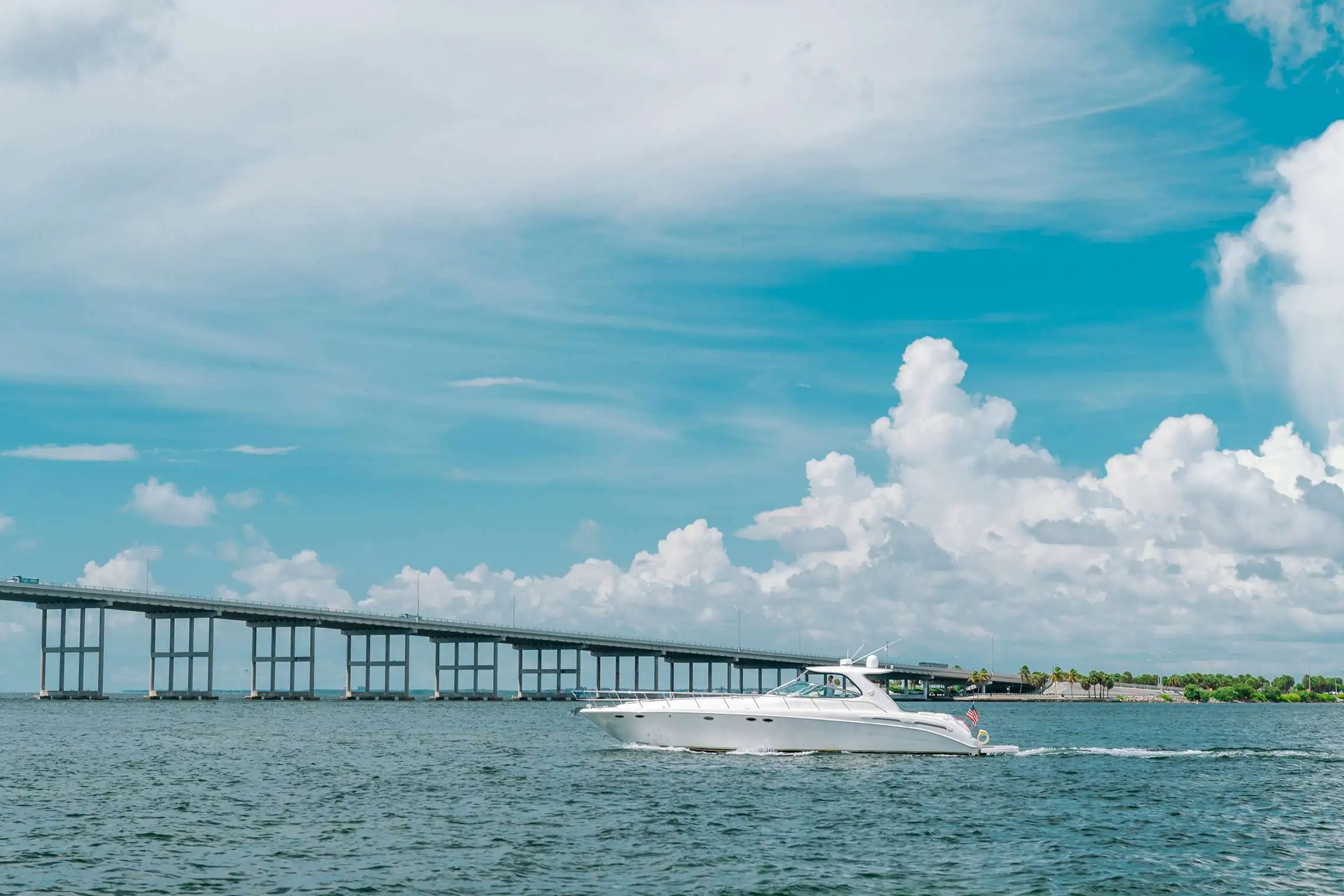 Sea Ray Vice IV from Enjoy, sailing south of Miami (Florida)